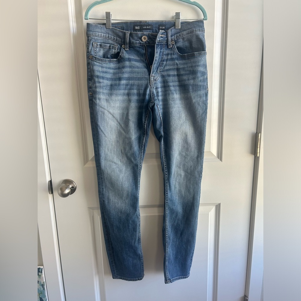 BKE Men's Light Blue Slim Straight Jeans